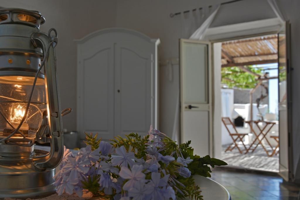 Mariangelica Hotell Ginostra Exteriör bild